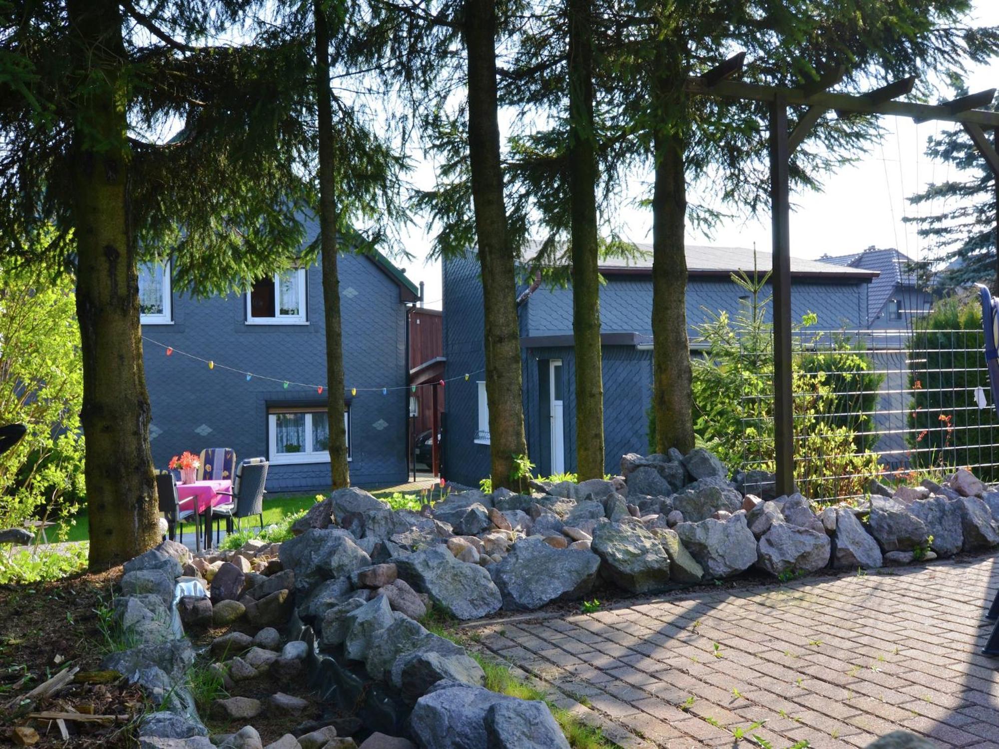 Holiday Home In Neustadt Am Rennsteig With Pond Bagian luar foto