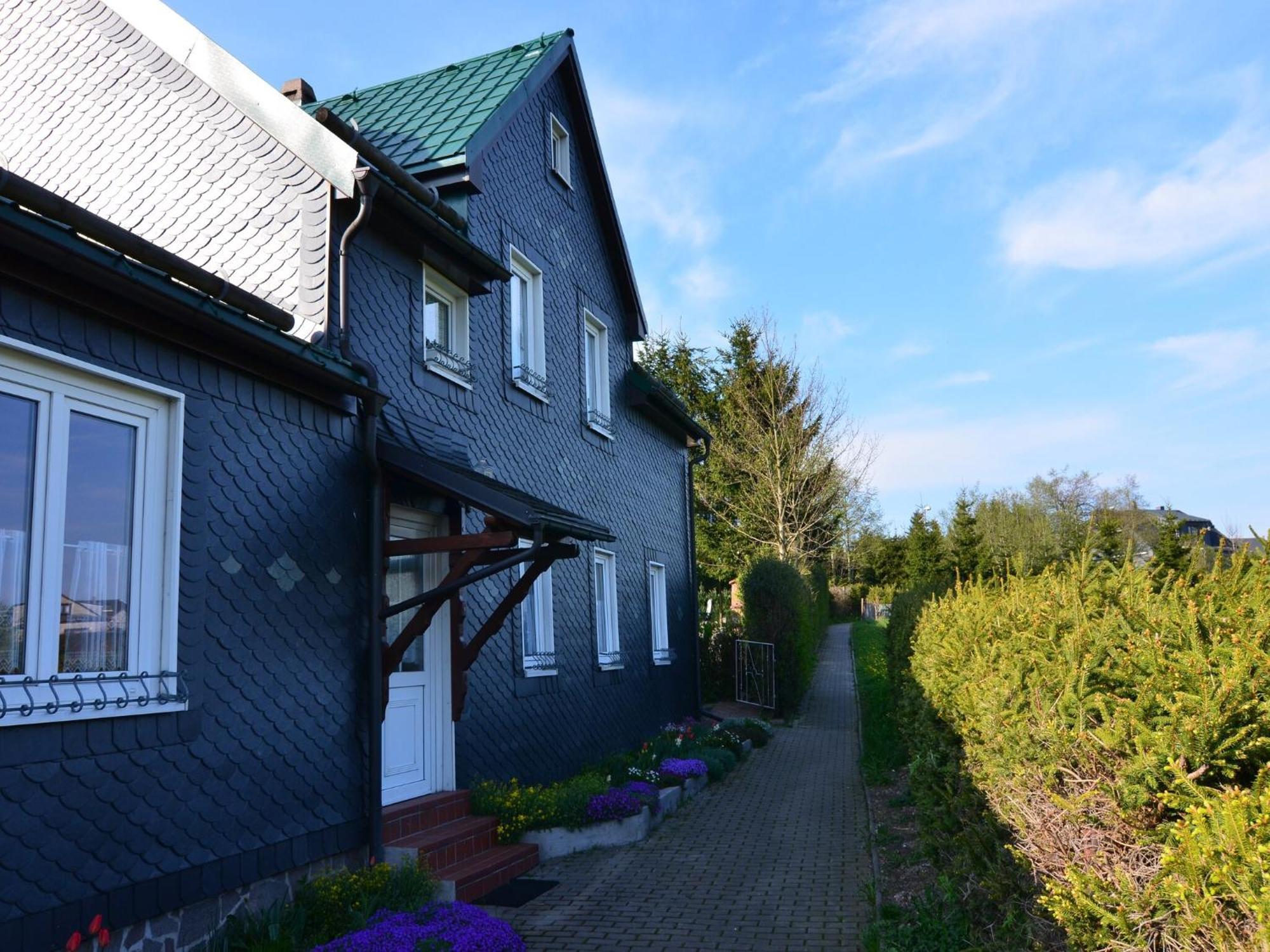 Holiday Home In Neustadt Am Rennsteig With Pond Bagian luar foto
