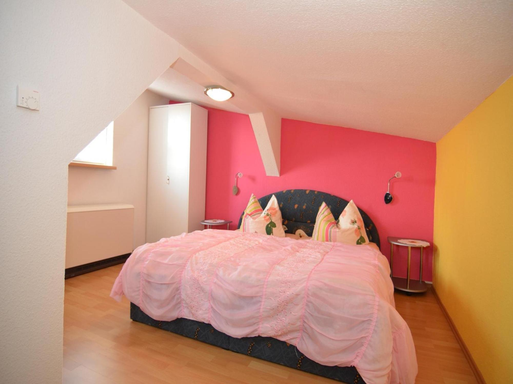 Holiday Home In Neustadt Am Rennsteig With Pond Bagian luar foto
